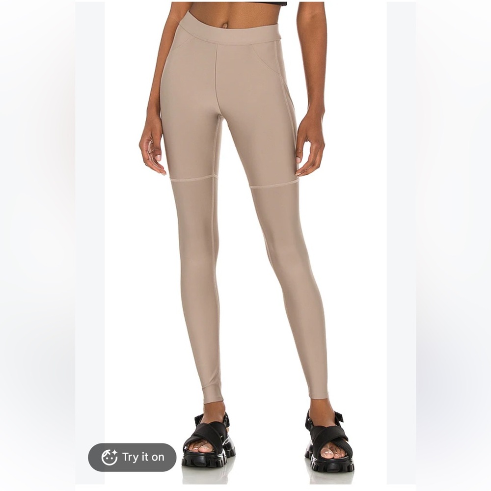 Alo high waist four pocket utility legging gravel RN# 87370 stretch small